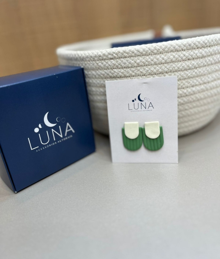 Brinco Fátima Feminino – Exclusividade, Leveza e Versatilidade