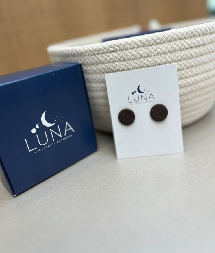 Brinco Maria Feminino – Leveza, Durabilidade & Design Único