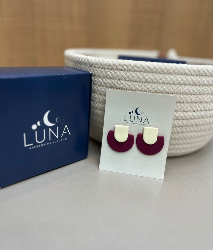 Brinco Nadine Feminino – Exclusividade, Leveza & Durabilidade