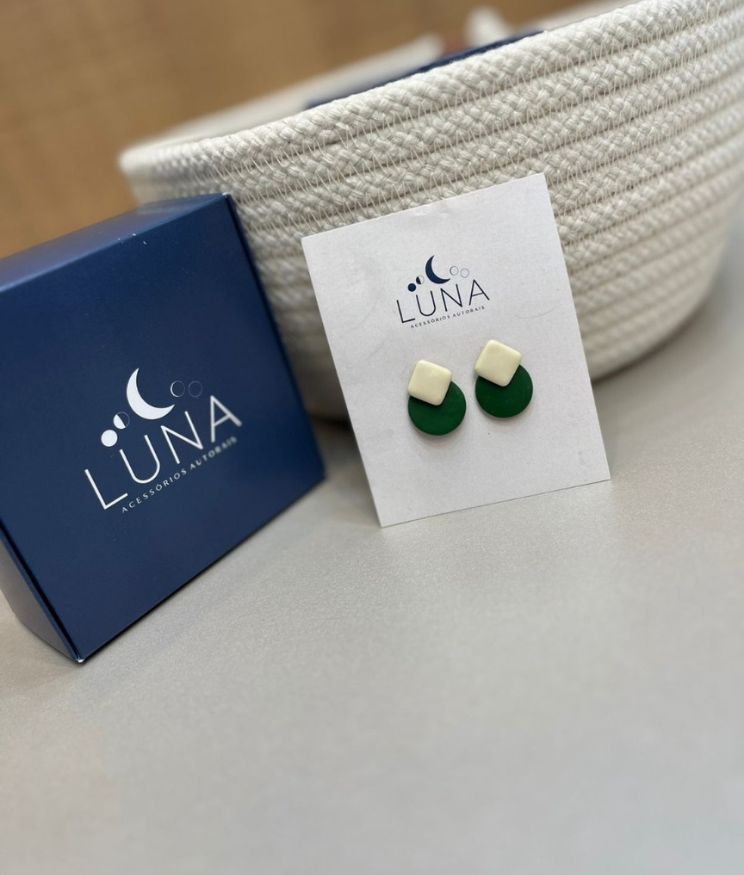 Brinco Ivana Feminino – Leveza, Durabilidade & Design Único