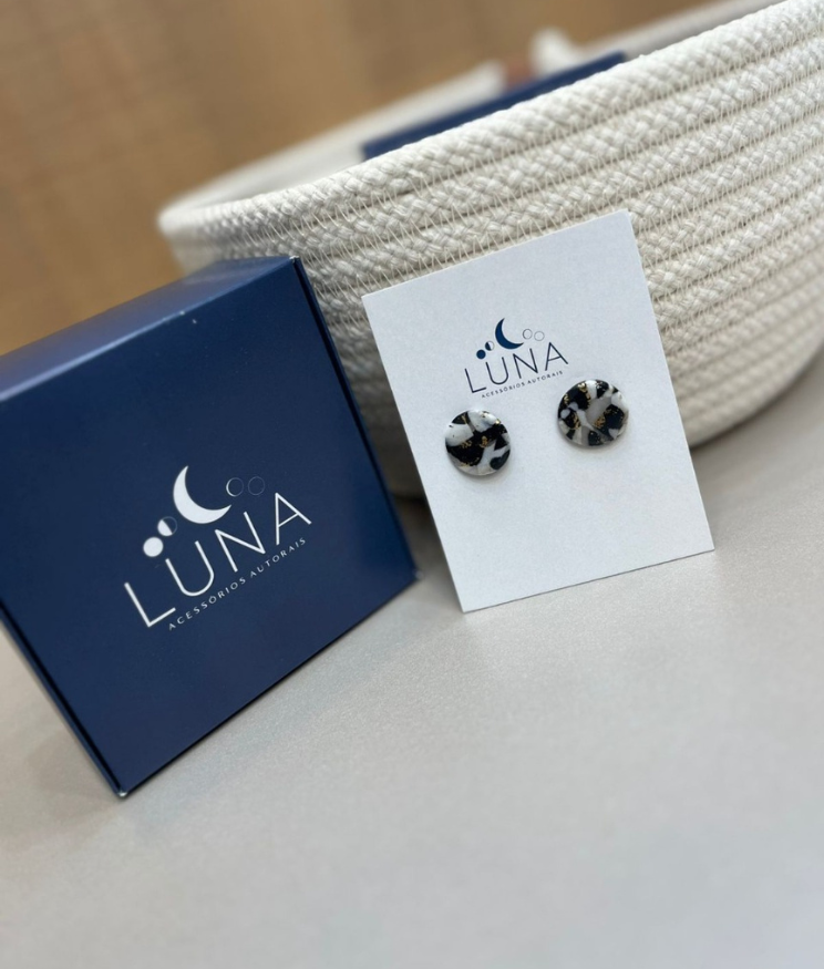 Brinco Maria Feminino – Leveza, Durabilidade & Design Único