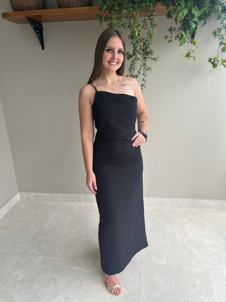 VESTIDO MÍDI OMBRO SÓ