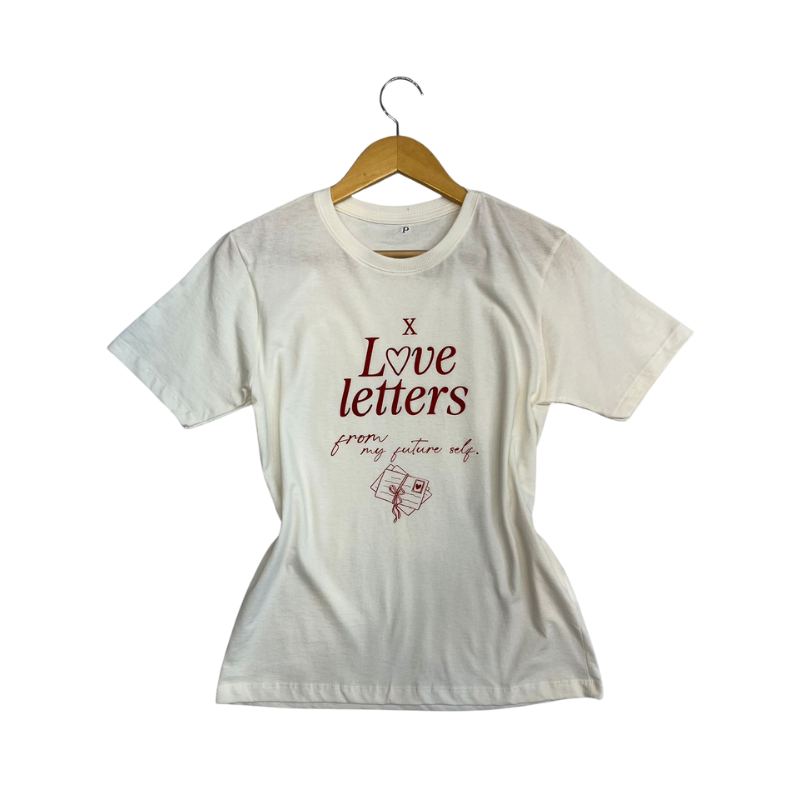 T-Shirt Love Letters Closet – Praticidade, Conforto & Estilo